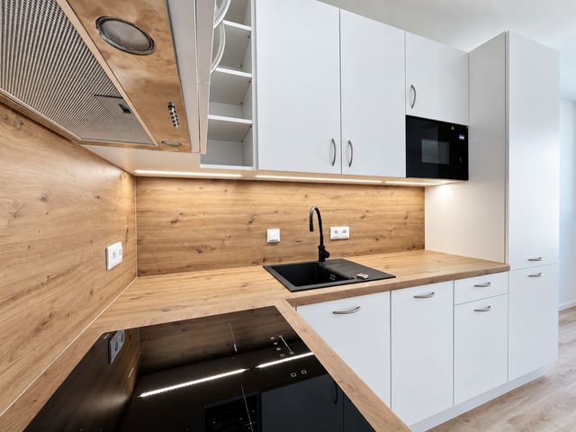 Novotou vonící byty, vybavené kuchyně, Košíře, Praha 5 — fotografie 5