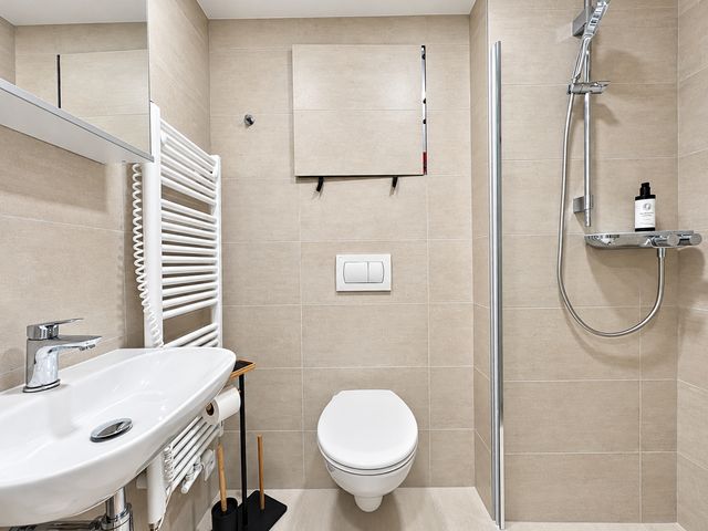 Novotou vonící byt, kompletně vybavený , Košíře, Praha 5 — fotografie 22