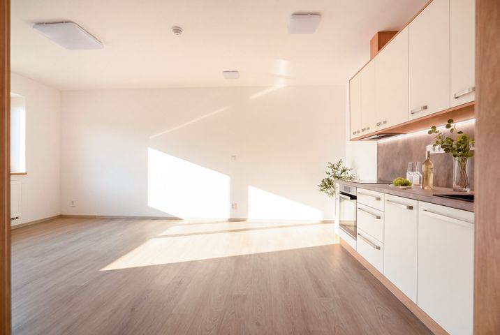 (Byt 1B) Nový 2+kk 57,55 m² s parkovacím stáním a sklepem–komorní bydlení u Klánovického lesa — fotografie 2